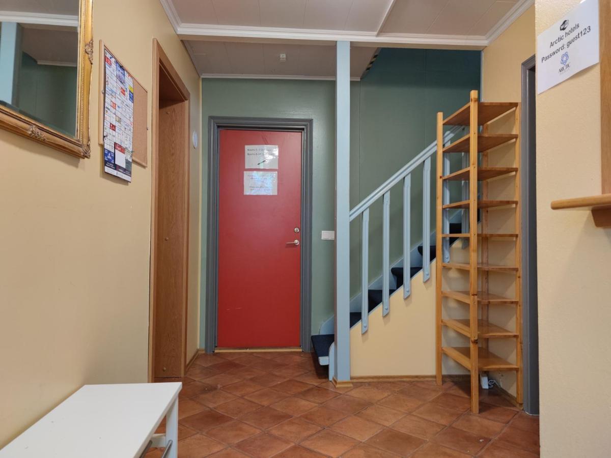 550 Guesthouse Saudarkrokur Экстерьер фото